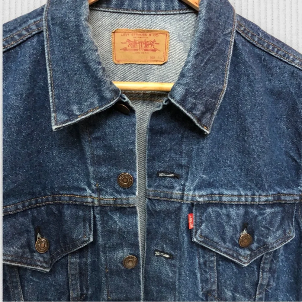 Vintage 90s Levi’s Denim Jacket Size 40 Excellent Condition